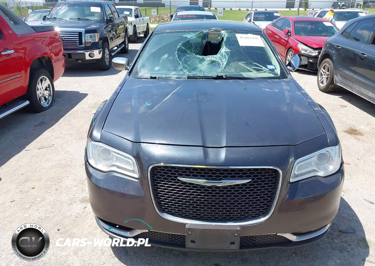 2016 Chrysler 300C VIN:2C3CCAEG7GH212100 - 12