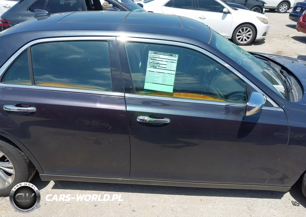 2016 Chrysler 300C VIN:2C3CCAEG7GH212100 - 13