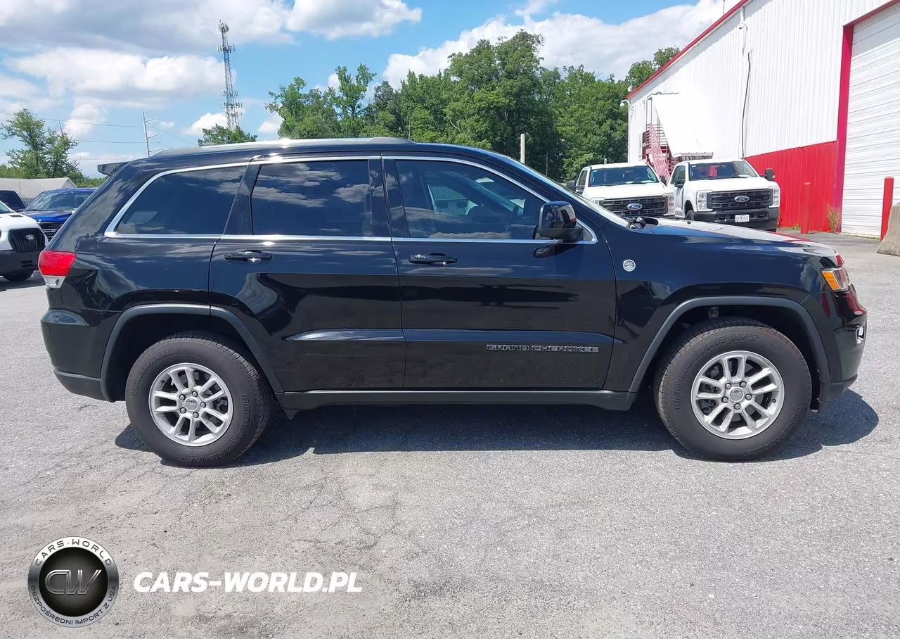 2019 Jeep Grand Cherokee Laredo E 4X4 VIN:1C4RJFAG2KC837028 - 14