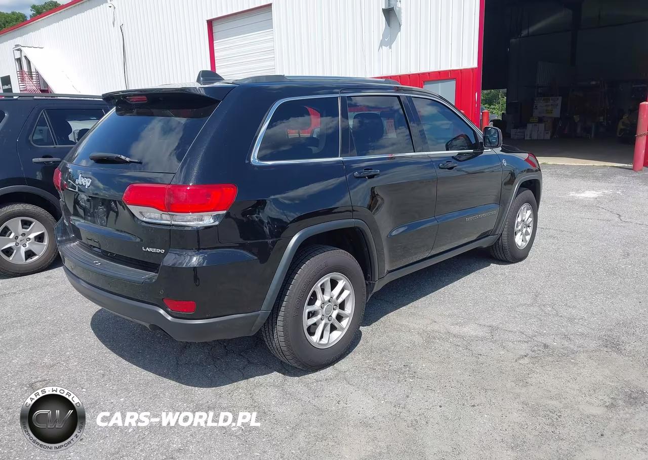 2019 Jeep Grand Cherokee Laredo E 4X4 VIN:1C4RJFAG2KC837028 - 4