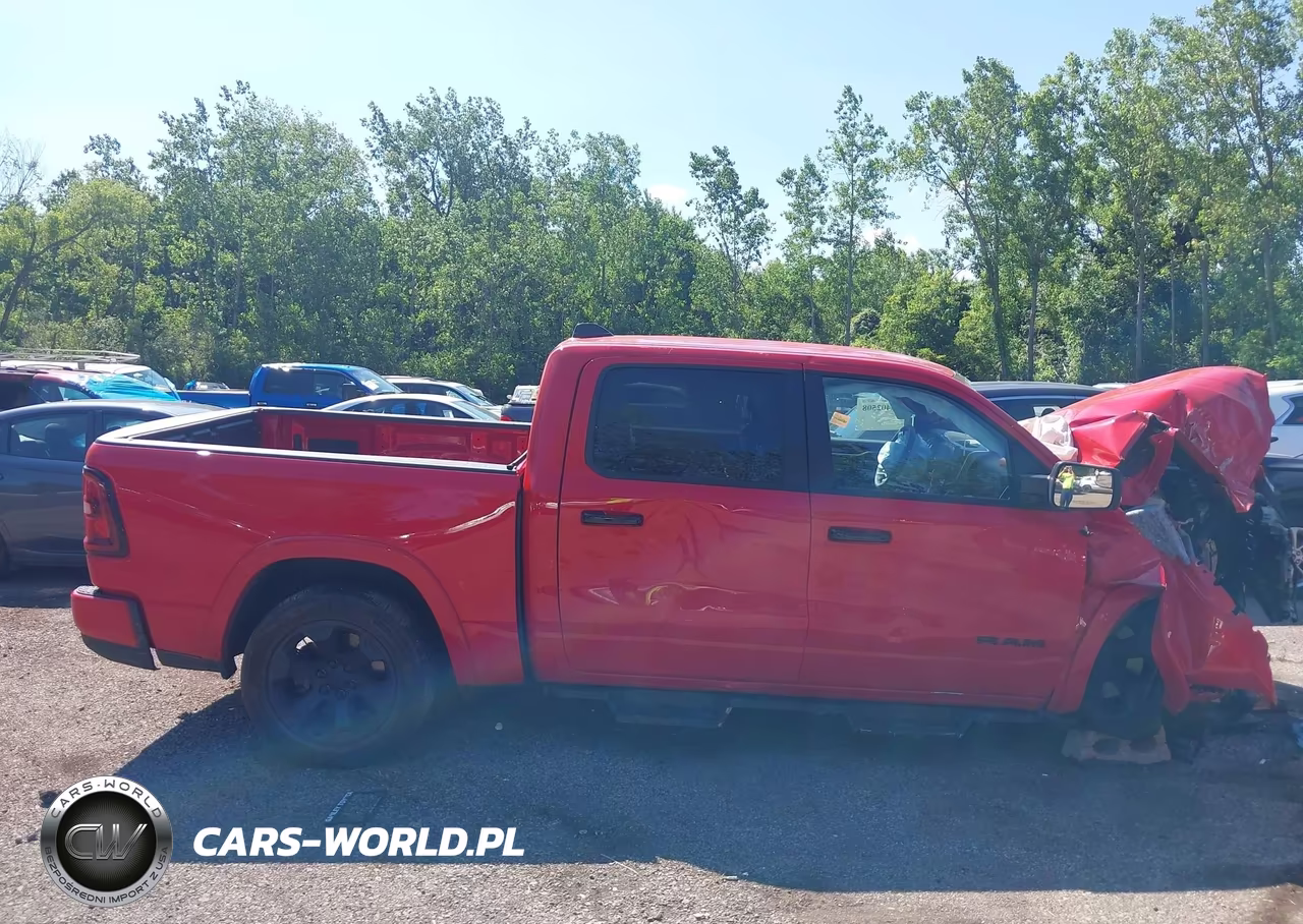 2025 Ram 1500 Big Horn 4X4 5'7 Box VIN:1C6SRFFP7SN520263 - 13