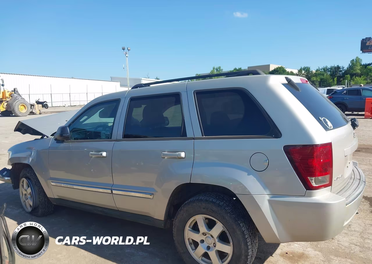2010 Jeep Grand Cherokee Laredo VIN:1J4PR4GK4AC141196 - 13