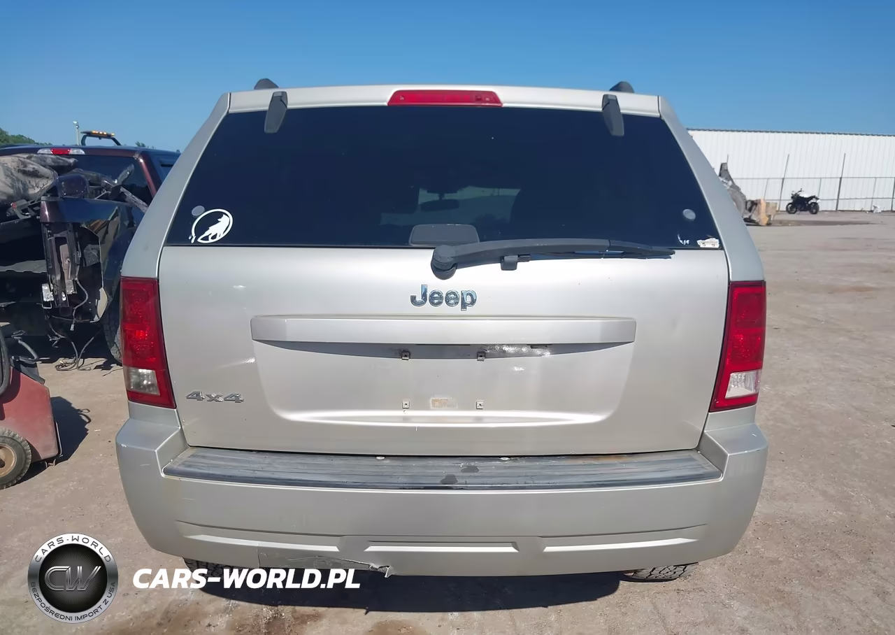 2010 Jeep Grand Cherokee Laredo VIN:1J4PR4GK4AC141196 - 15