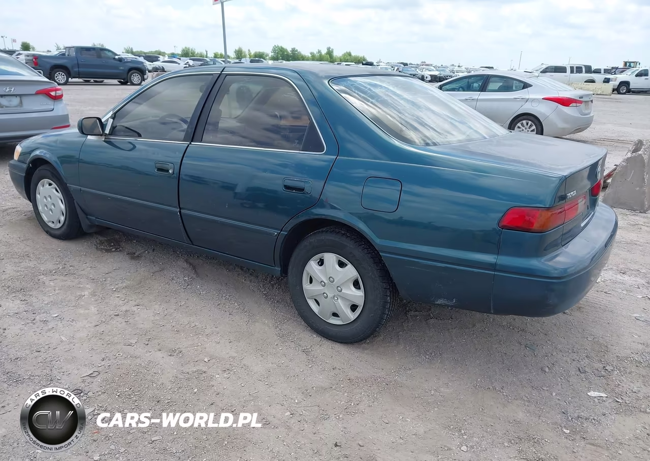 1997 Toyota Camry Le VIN:4T1BG22K7VU773106 - 3