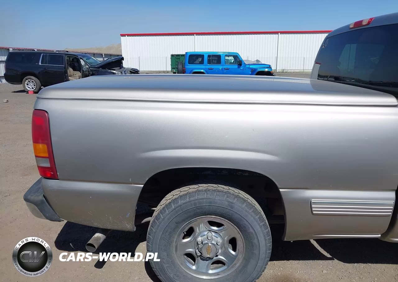 2000 Chevrolet Silverado 1500 Ls VIN:2GCEC19V1Y1241793 - 13