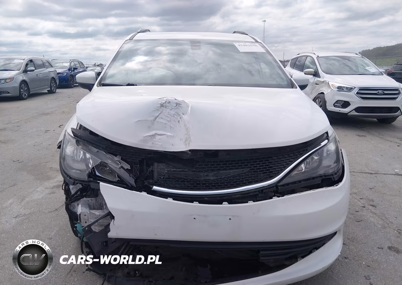 2020 Chrysler Voyager Lxi VIN:2C4RC1DGXLR257043 - 12