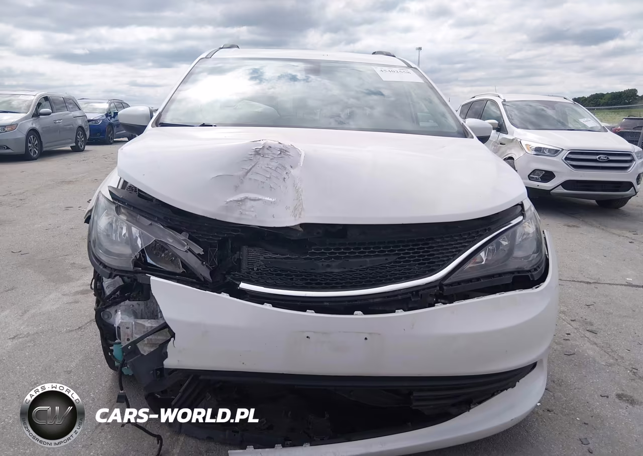 2020 Chrysler Voyager Lxi VIN:2C4RC1DGXLR257043 - 6