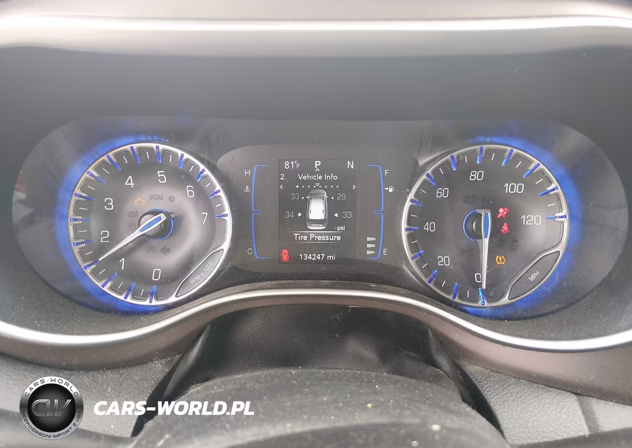 2020 Chrysler Voyager Lxi VIN:2C4RC1DGXLR257043 - 7