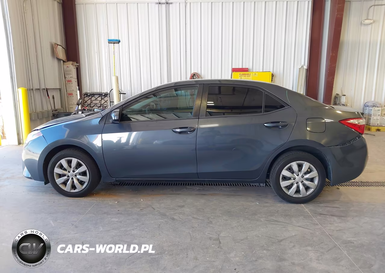 2016 Toyota Corolla Le VIN:5YFBURHE9GP378951 - 14