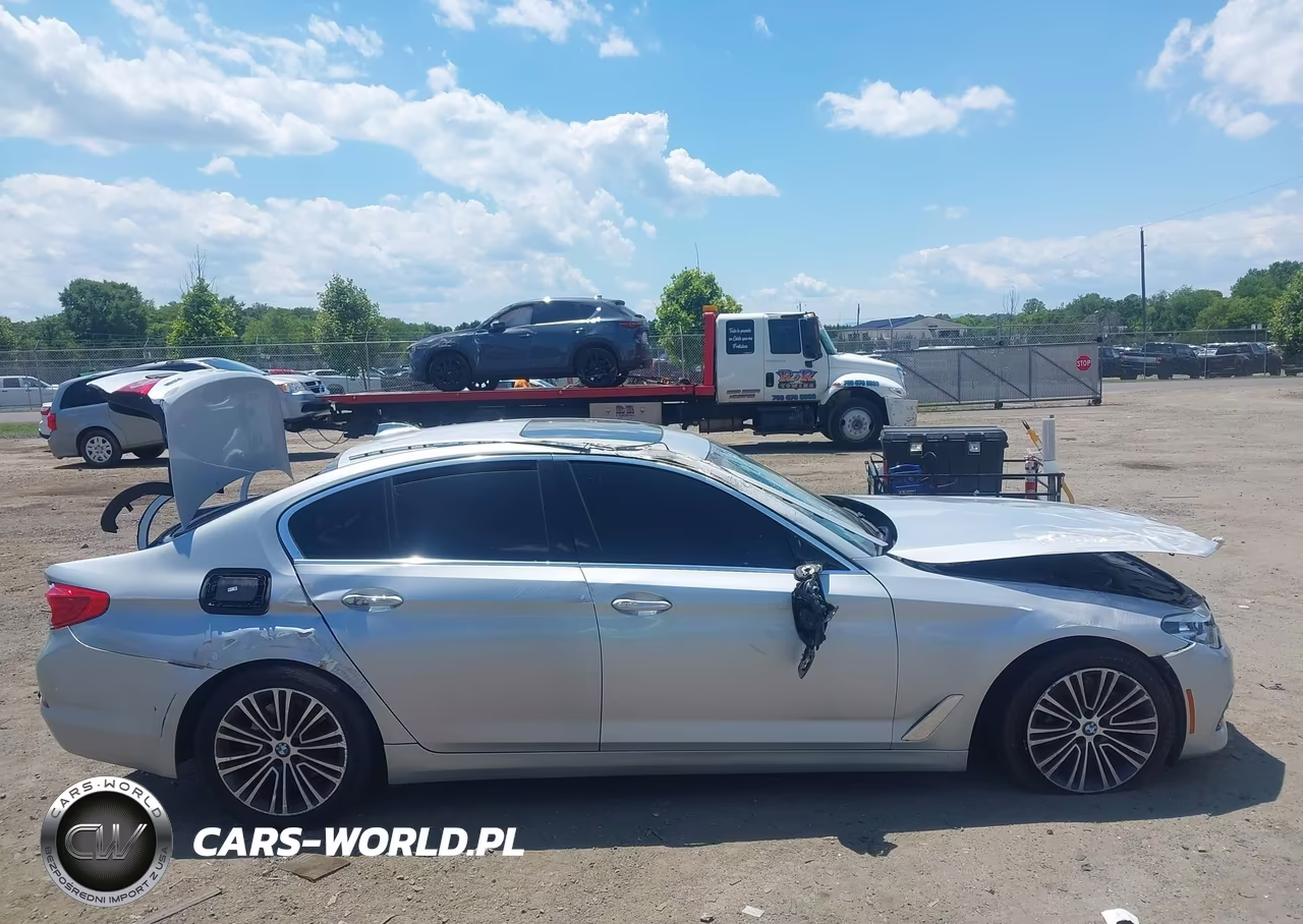 2017 BMW 530I xDrive VIN:WBAJA7C30HWA70302 - 14
