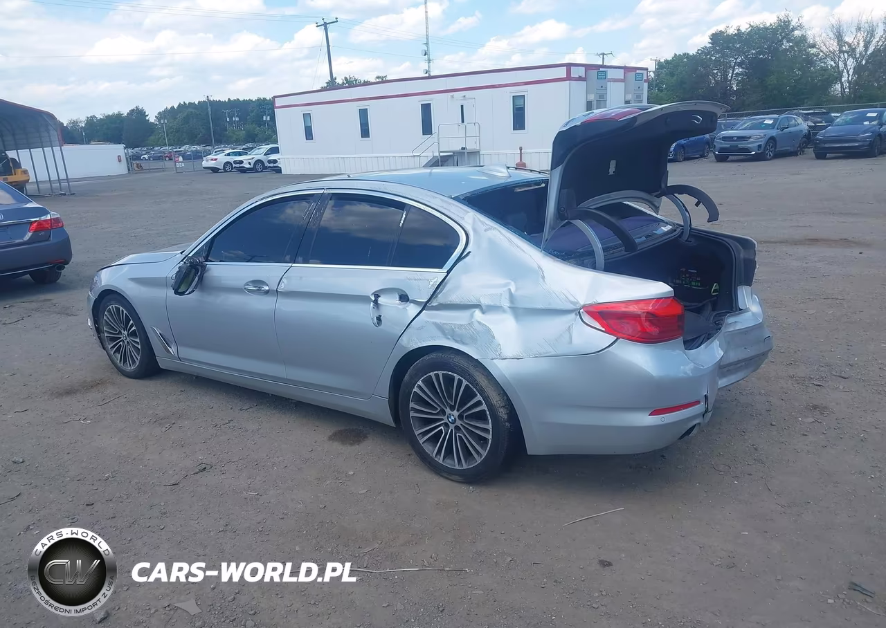 2017 BMW 530I xDrive VIN:WBAJA7C30HWA70302 - 3