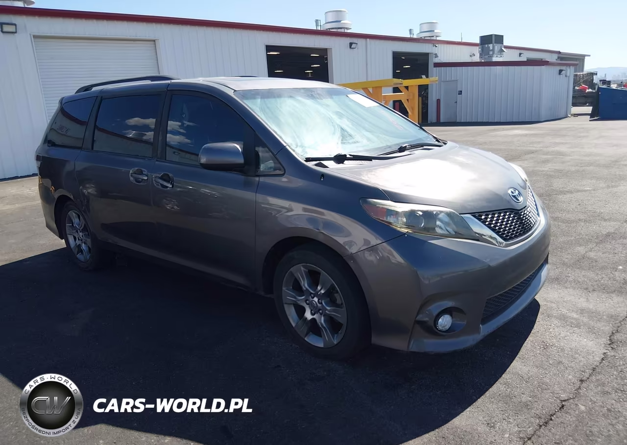2011 Toyota Sienna Se – zdjęcie 1 z 21