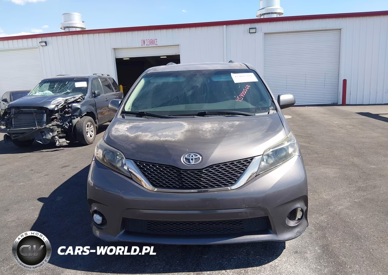 2011 Toyota Sienna Se VIN:5TDXK3DC4BS098755 - 13