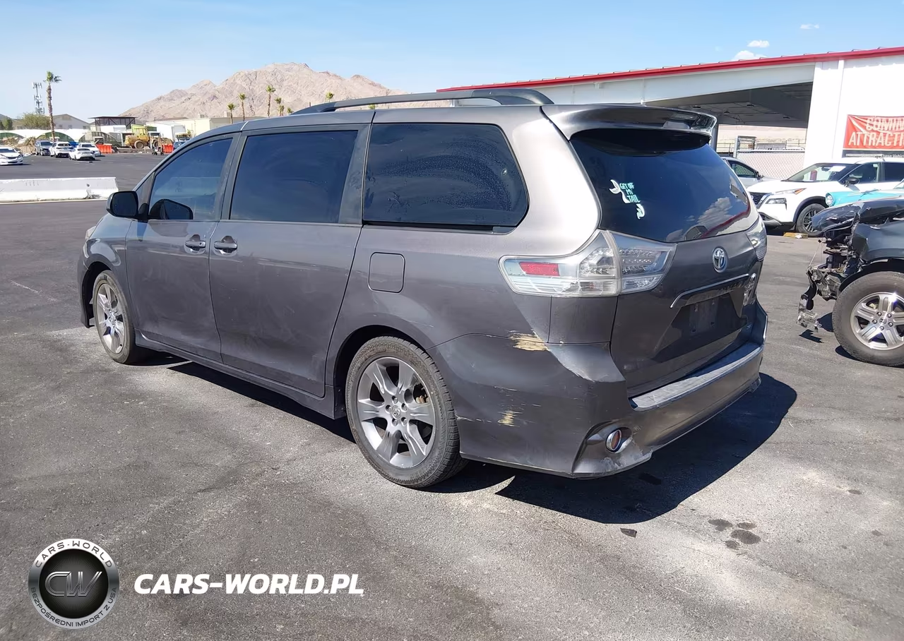 2011 Toyota Sienna Se VIN:5TDXK3DC4BS098755 - 3