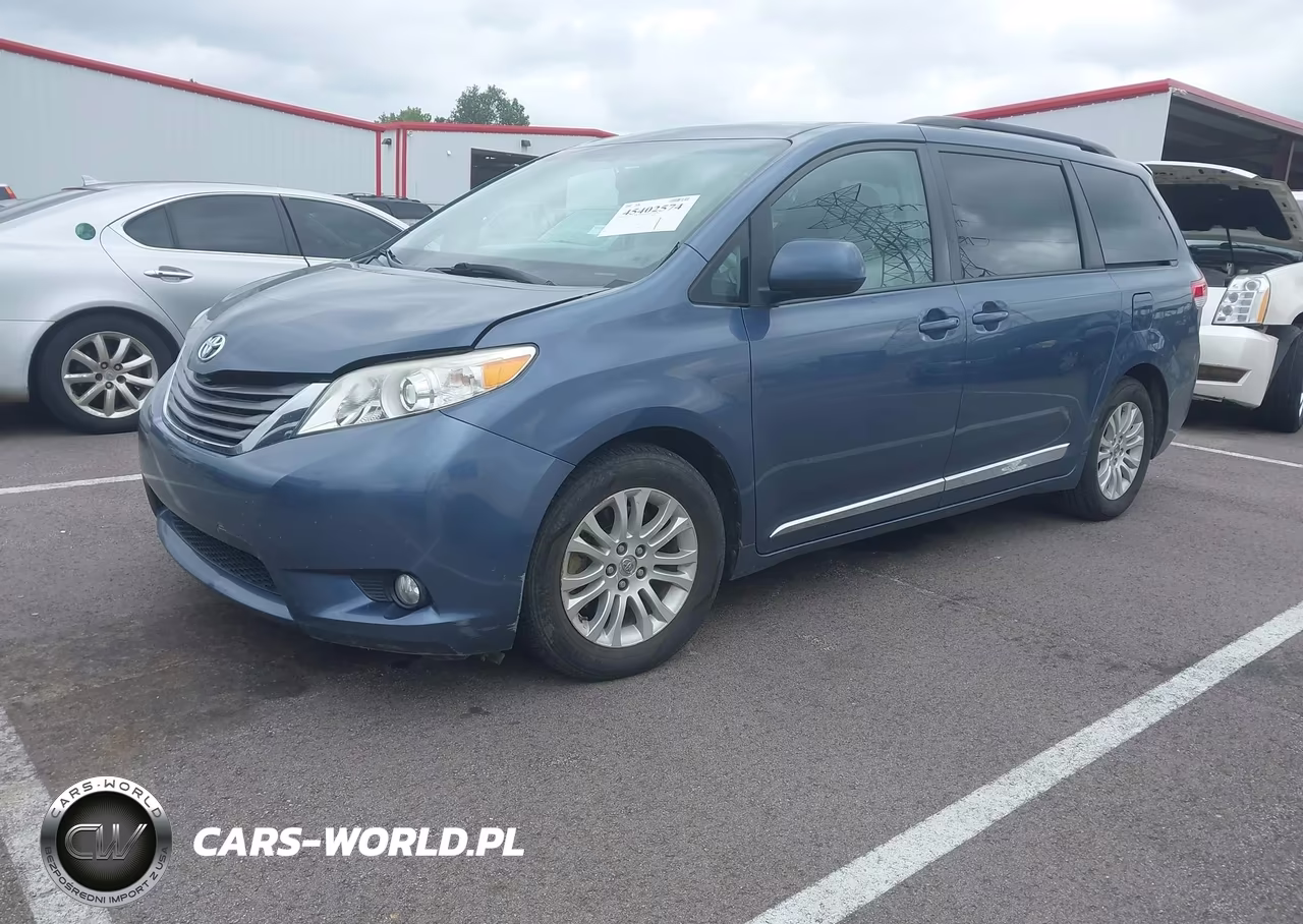 2014 Toyota Sienna Xle V6 8 Passenger VIN:5TDYK3DC7ES418109 - 2