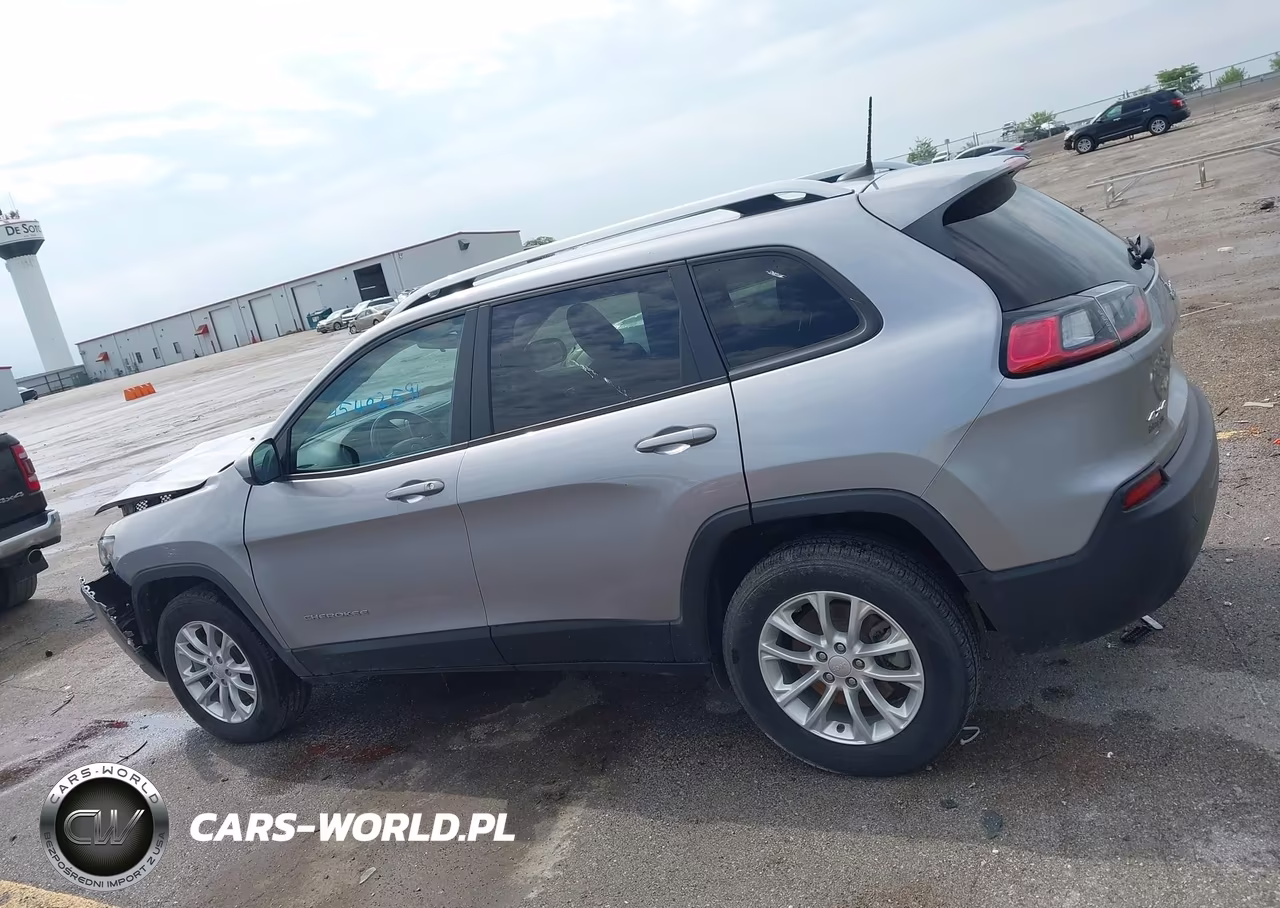 2020 Jeep Cherokee Latitude 4X4 VIN:1C4PJMCB6LD584000 - 15