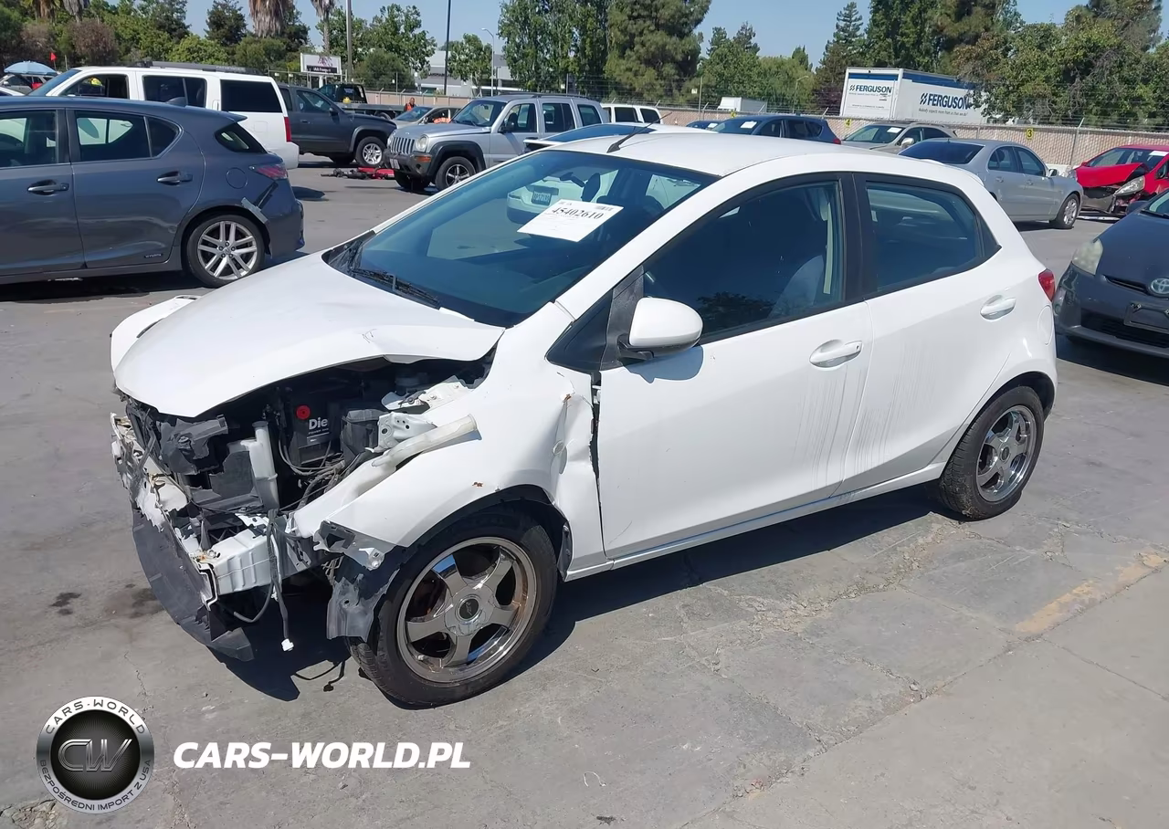 2011 Mazda Mazda2 Sport VIN:JM1DE1HZ5B0101792 - 2