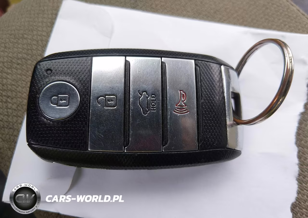 2019 Kia Optima S VIN:5XXGT4L33KG294174 - 11