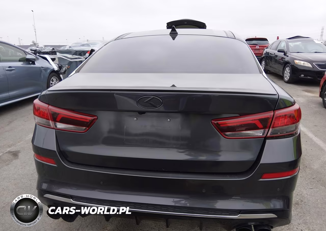 2019 Kia Optima S VIN:5XXGT4L33KG294174 - 16