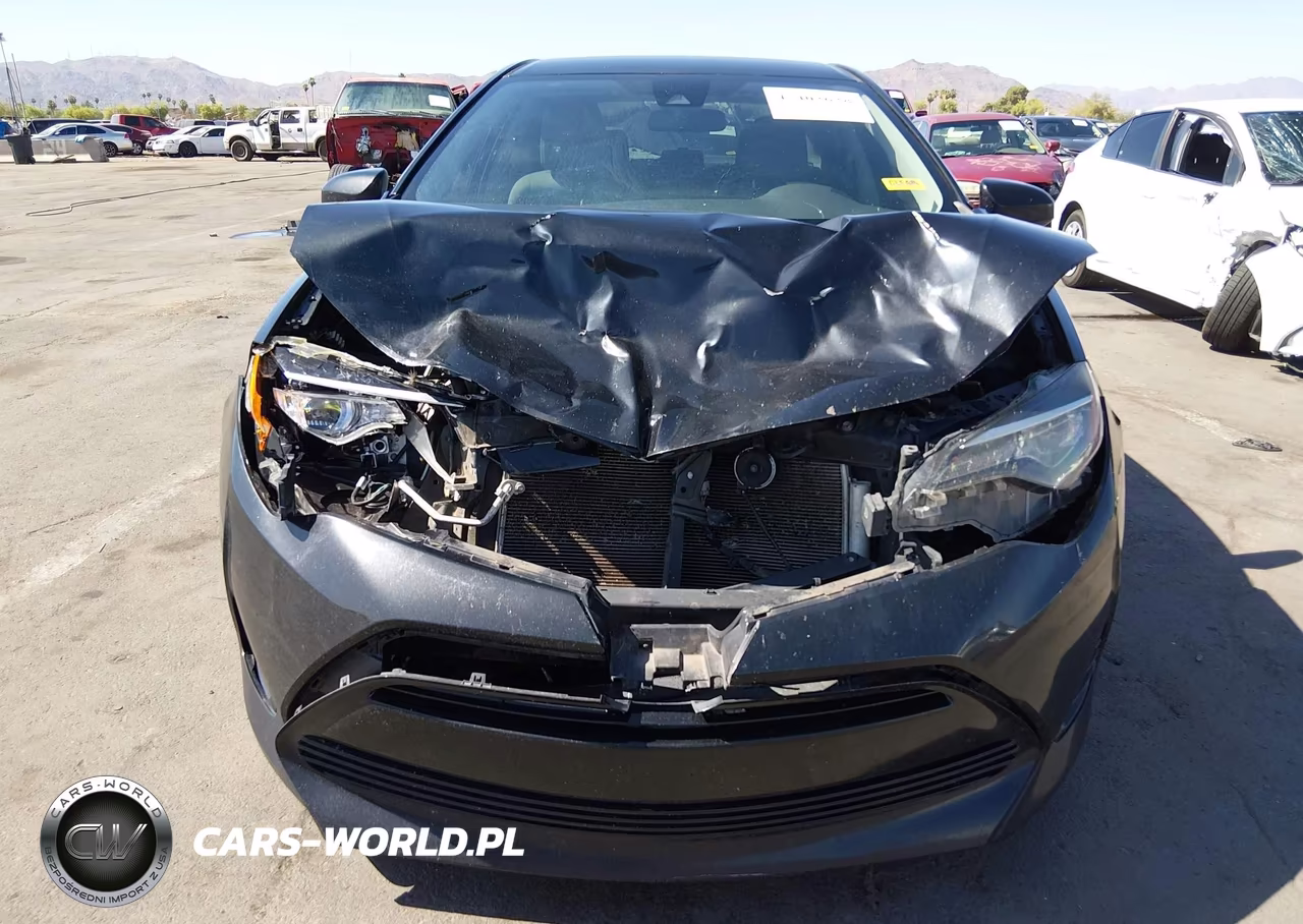 2017 Toyota Corolla Le VIN:2T1BURHE9HC778316 - 12