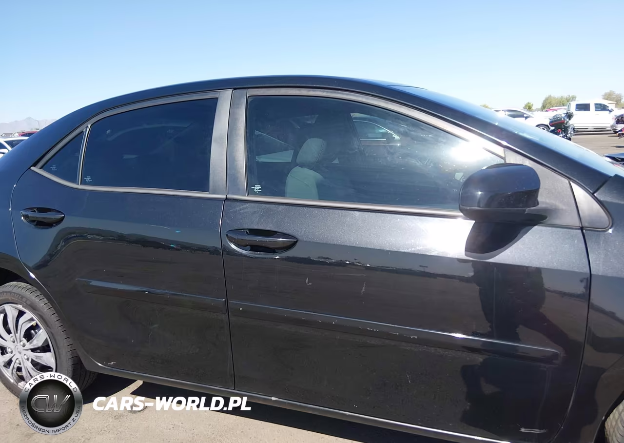 2017 Toyota Corolla Le VIN:2T1BURHE9HC778316 - 13