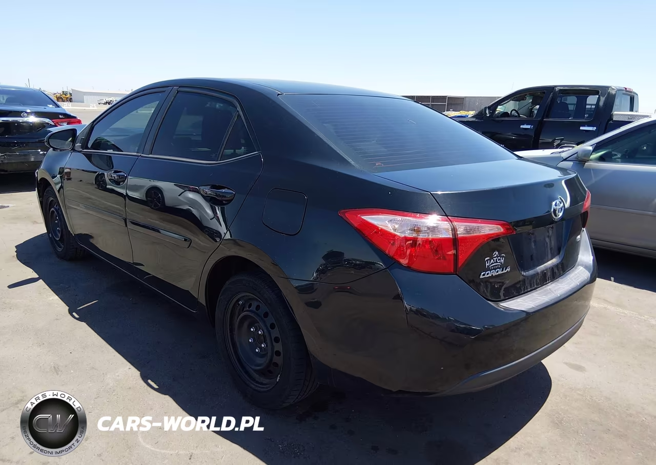 2017 Toyota Corolla Le VIN:2T1BURHE9HC778316 - 3