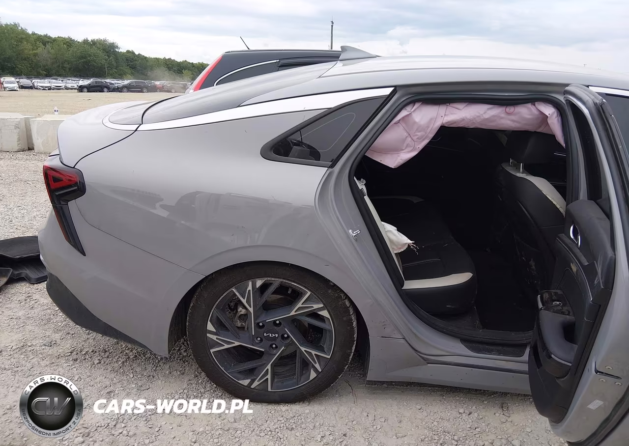 2025 Kia K5 Gt-Line VIN:KNAG64J76S5349215 - 8