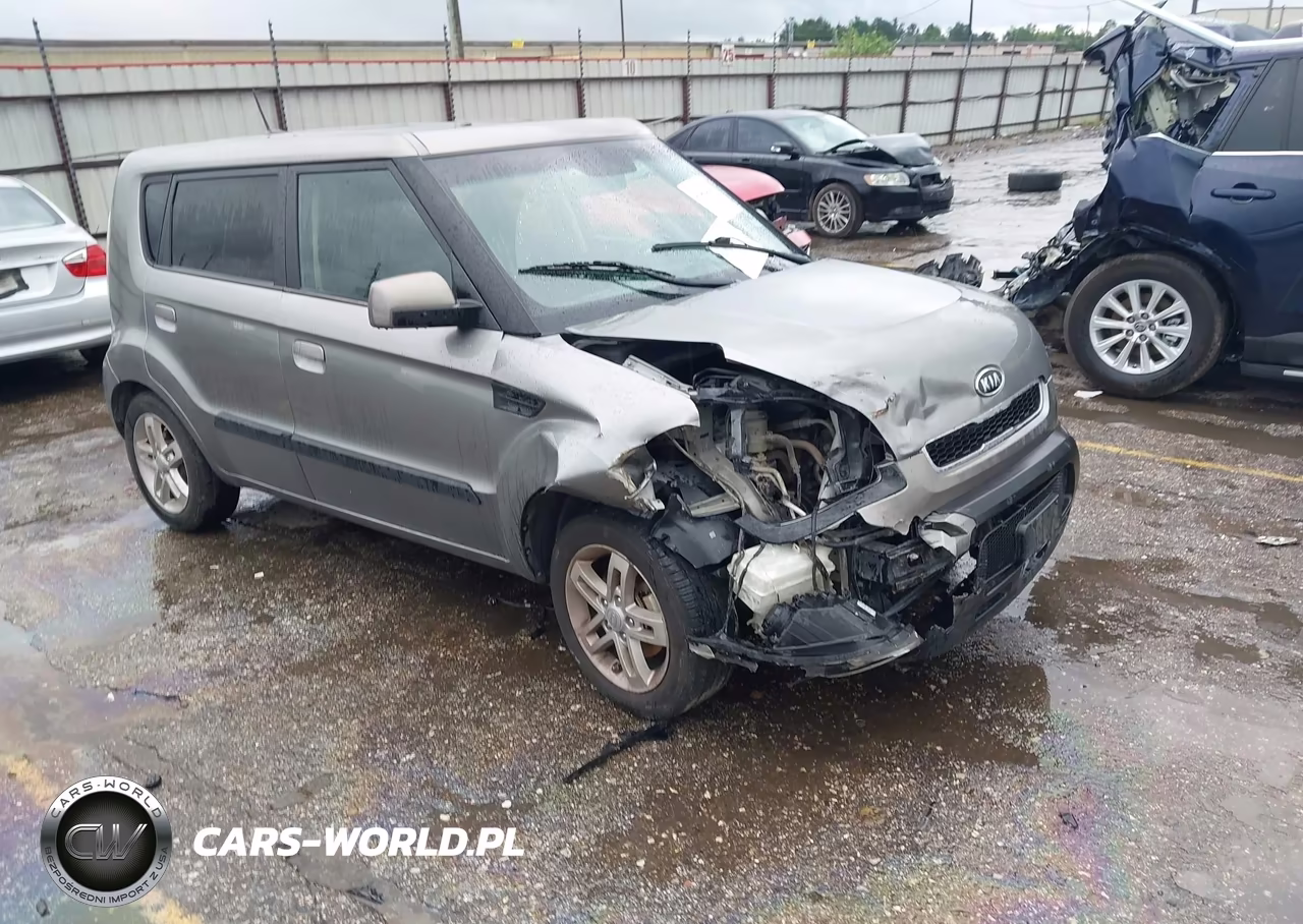 2010 Kia Soul +