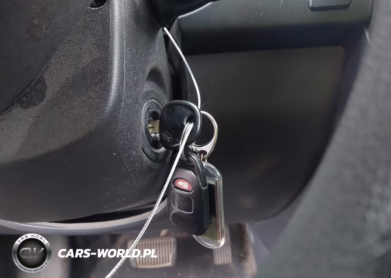 2010 Kia Soul + VIN:KNDJT2A29A7125966 - 11