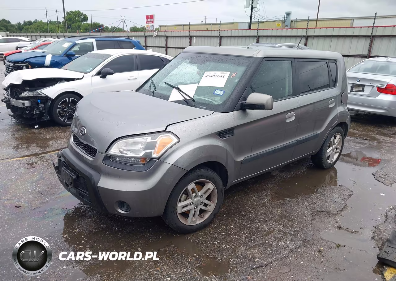 2010 Kia Soul + VIN:KNDJT2A29A7125966 - 2