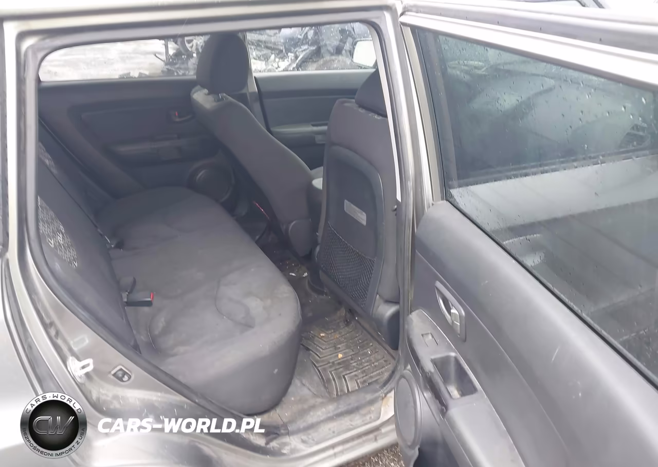 2010 Kia Soul + VIN:KNDJT2A29A7125966 - 8