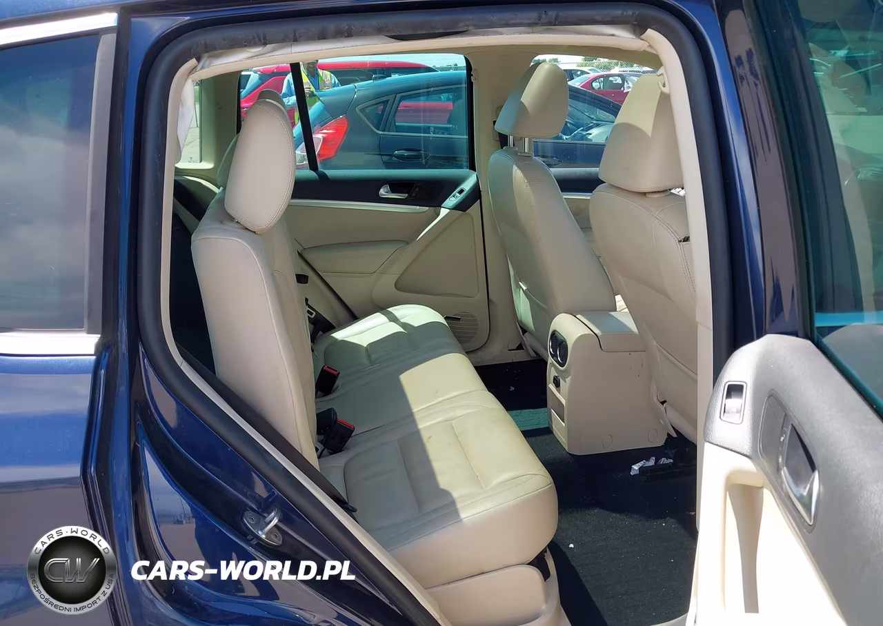 2012 Volkswagen Tiguan Sel VIN:WVGBV7AX4CW609443 - 8