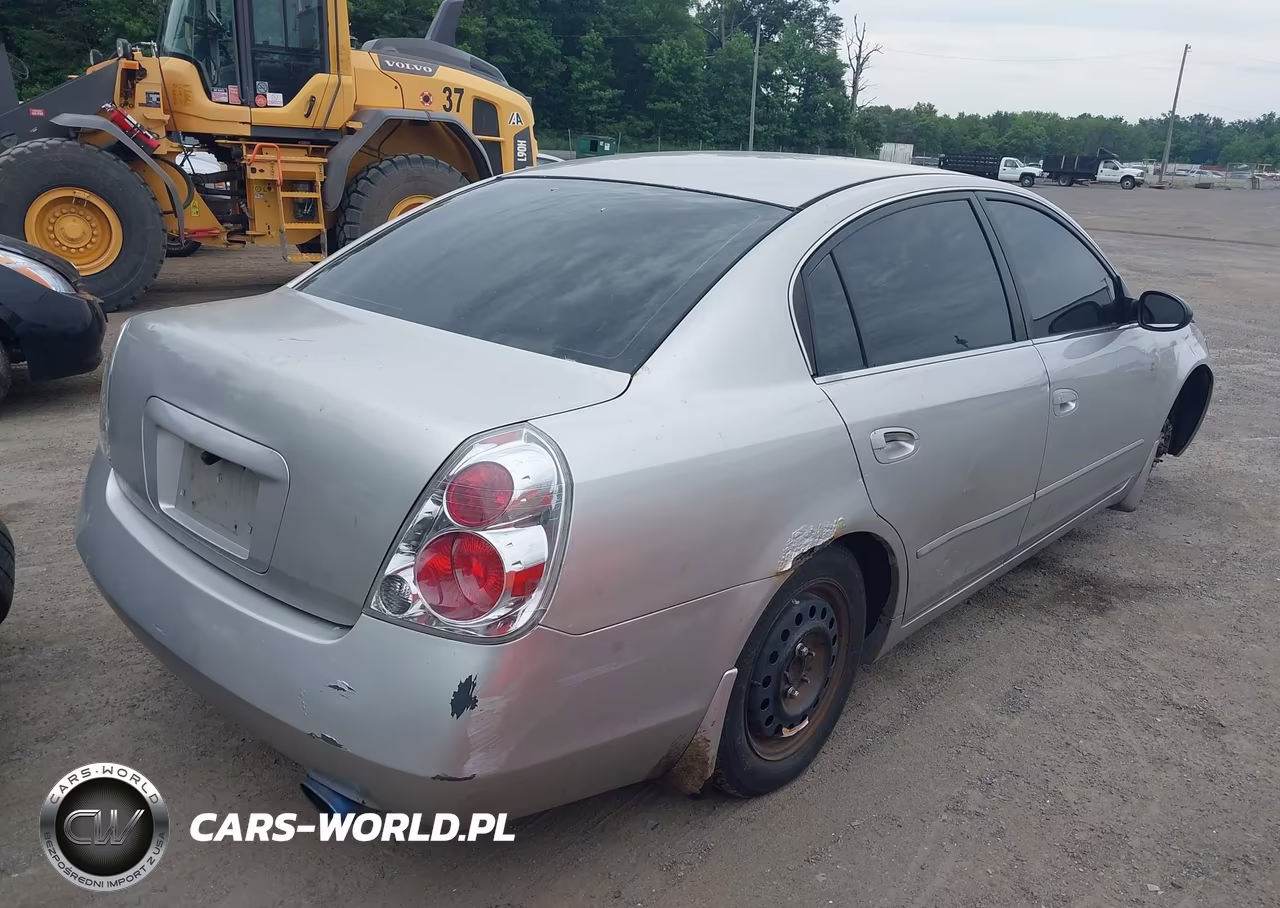 2005 Nissan Altima 2.5 S VIN:1N4AL11D55N467045 - 4