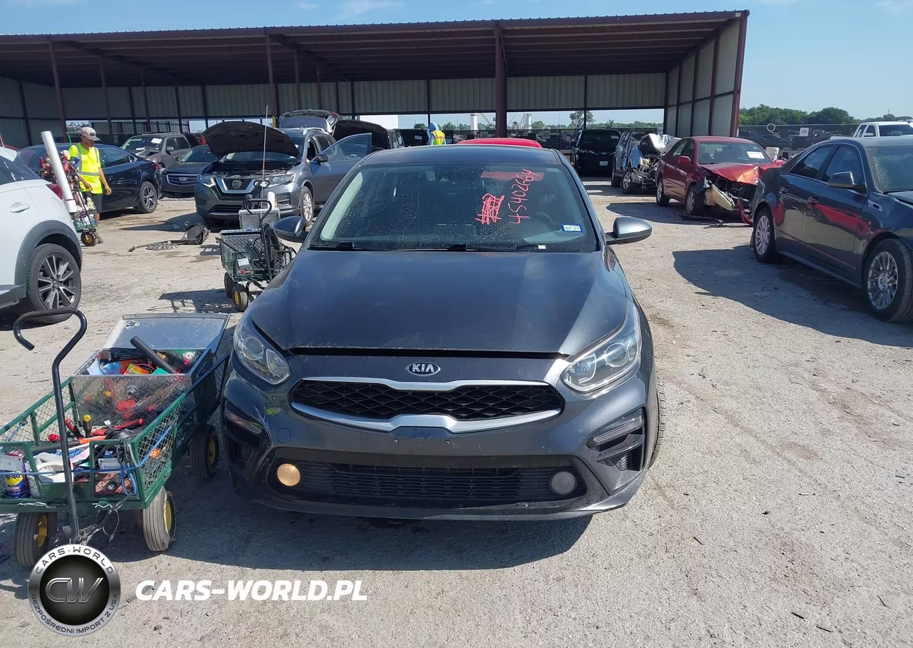 2021 Kia Forte Lxs VIN:3KPF24AD2ME381182 - 11