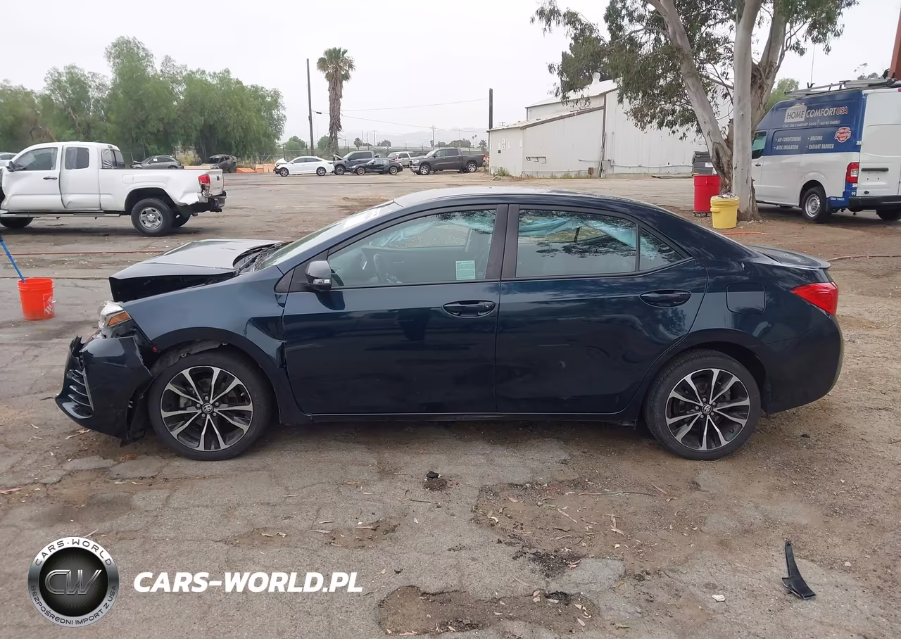2018 Toyota Corolla Se VIN:5YFBURHE8JP757334 - 14