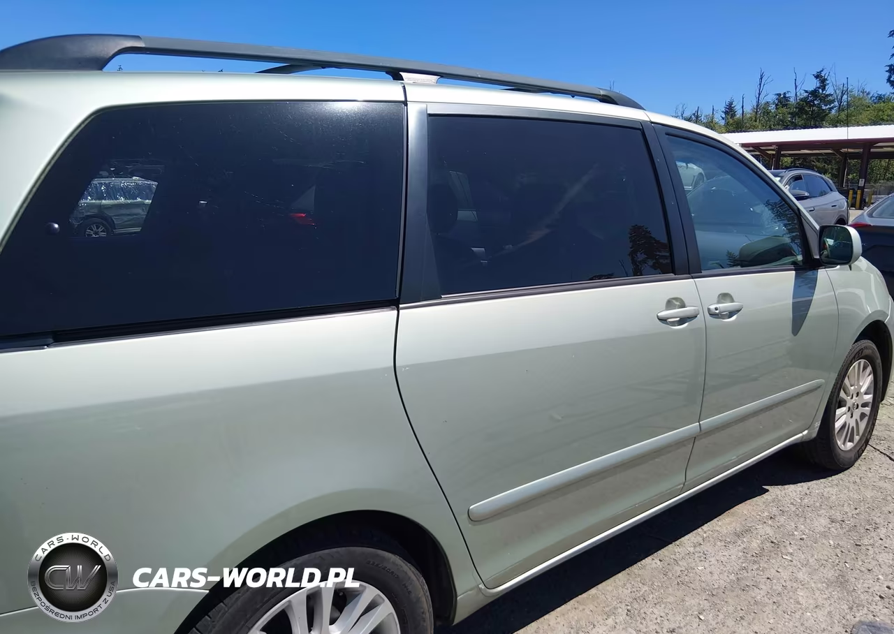 2009 Toyota Sienna Xle VIN:5TDZK22C39S261332 - 13