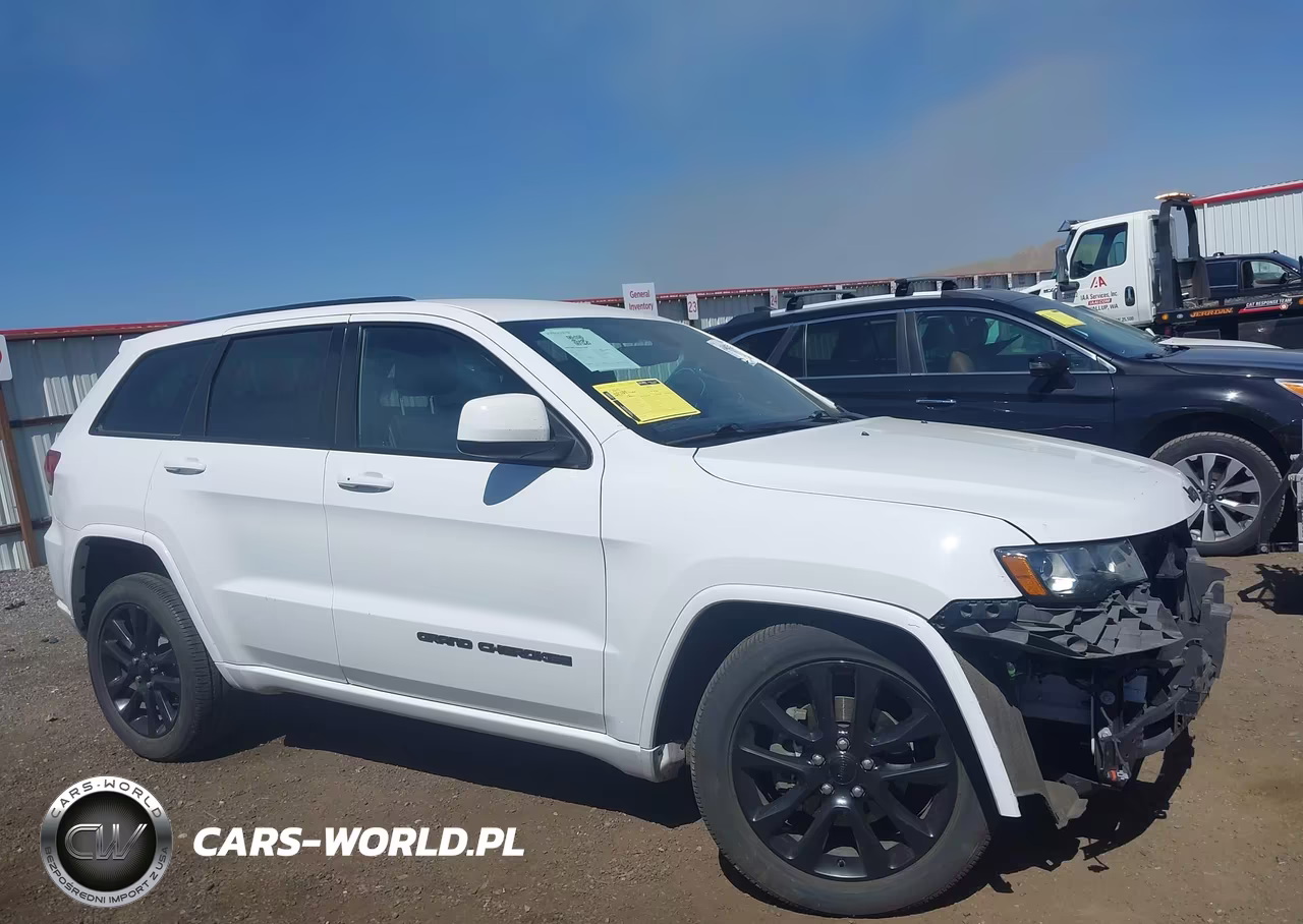 2018 Jeep Grand Cherokee Altitude 4X2 VIN:1C4RJEAG7JC404104 - 14
