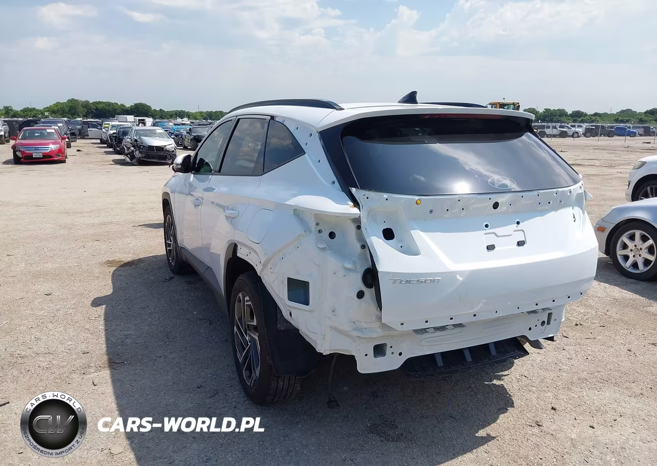 2026 Hyundai Tucson Limited VIN:5NMJE3DE8TH622234 - 3