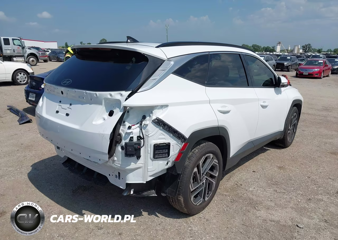 2026 Hyundai Tucson Limited VIN:5NMJE3DE8TH622234 - 4