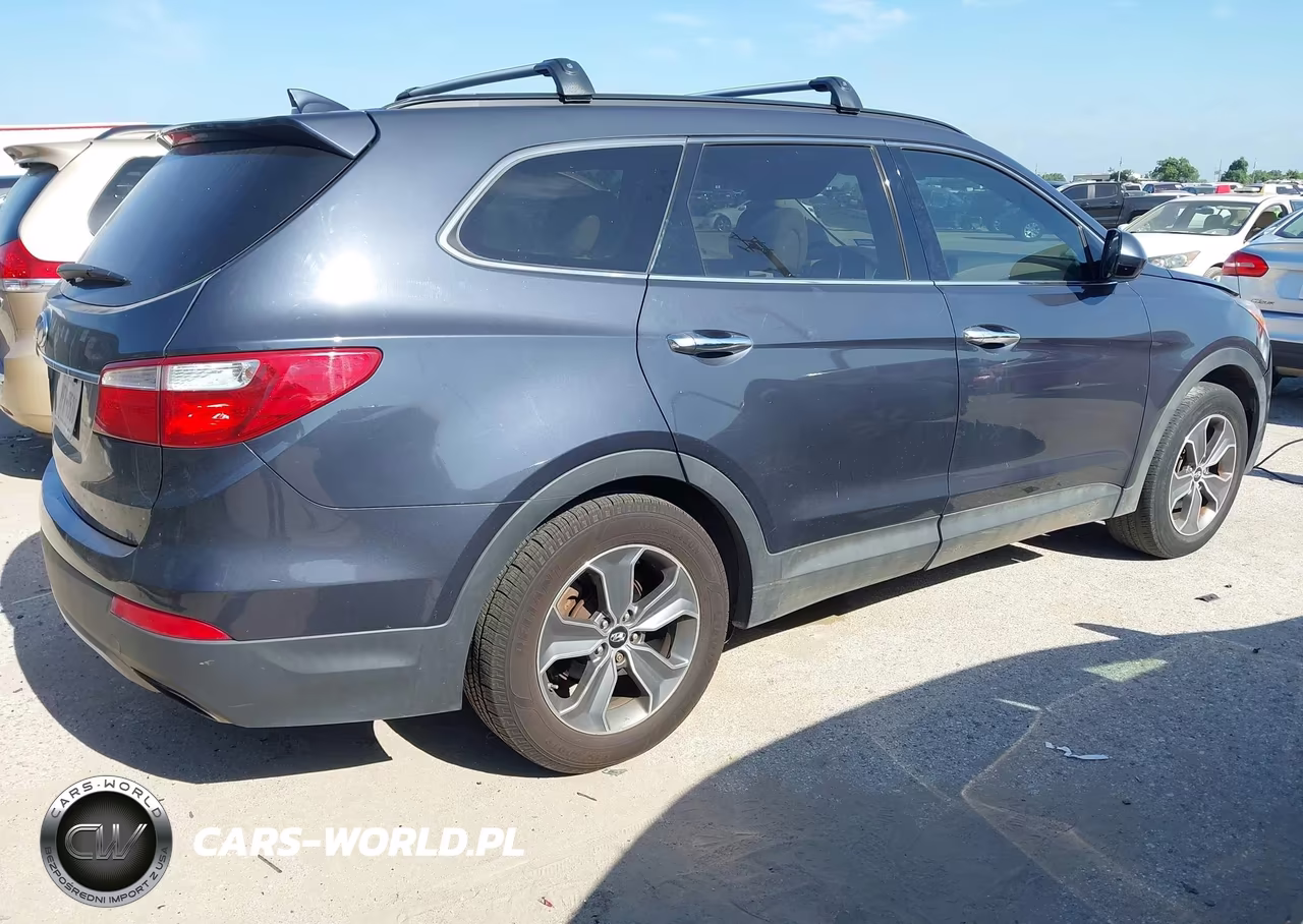 2013 Hyundai Santa Fe Gls VIN:KM8SM4HF7DU013867 - 4