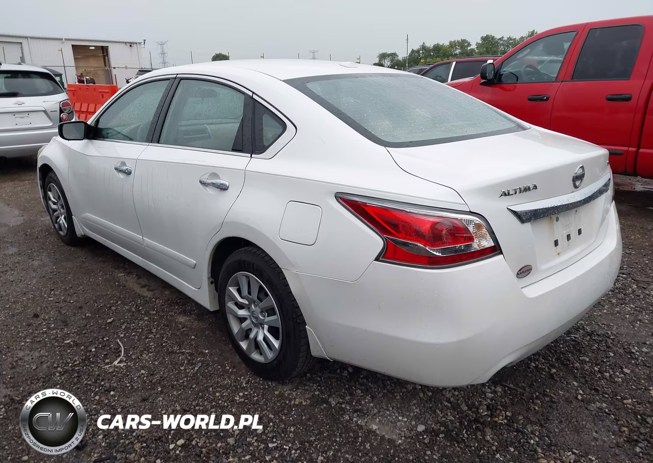 2015 Nissan Altima 2.5 S VIN:1N4AL3AP5FC115456 - 3