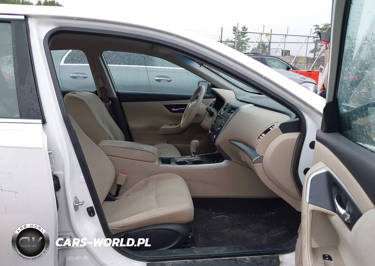 2015 Nissan Altima 2.5 S VIN:1N4AL3AP5FC115456 - 5