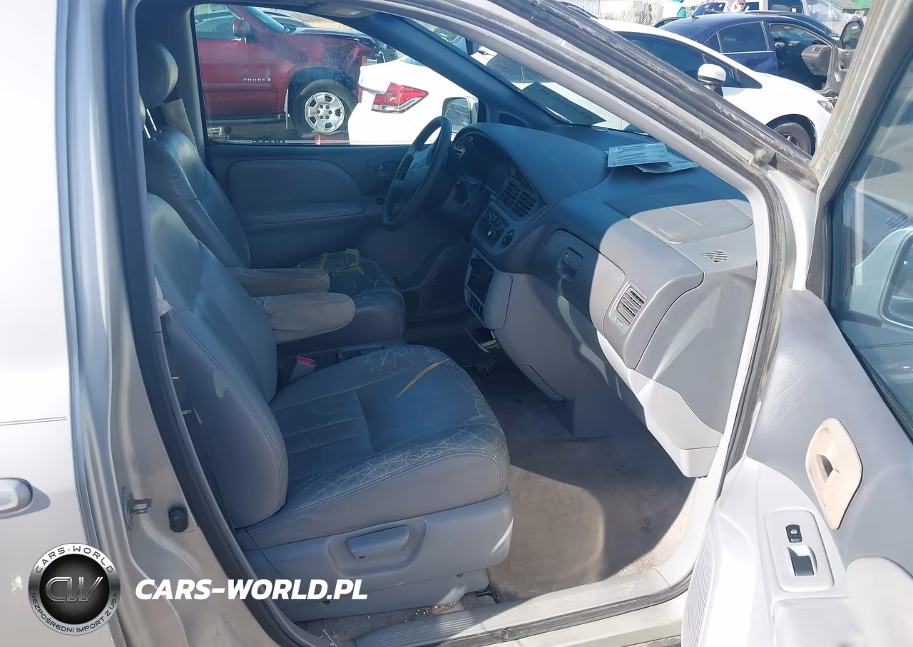 2003 Toyota Sienna Le VIN:4T3ZF13C63U539126 - 5