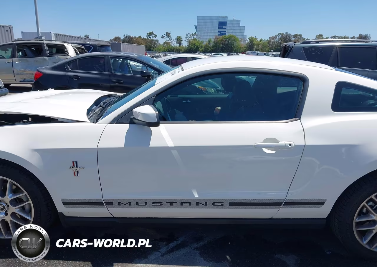 2012 Ford Mustang V6 Premium VIN:1ZVBP8AM3C5263740 - 15