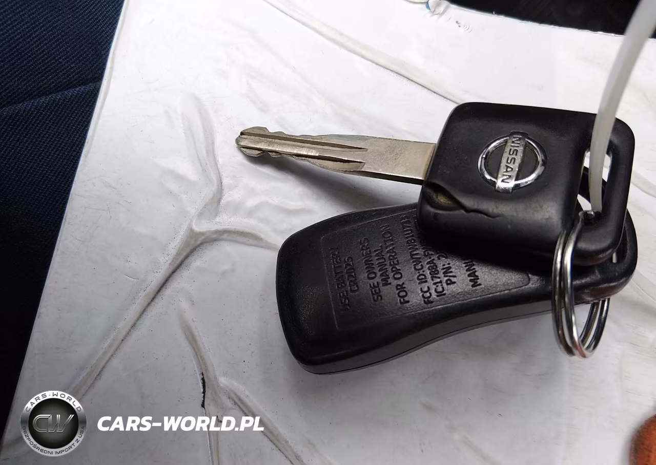 2008 Nissan Versa 1.8 S VIN:3N1BC13E28L365214 - 11