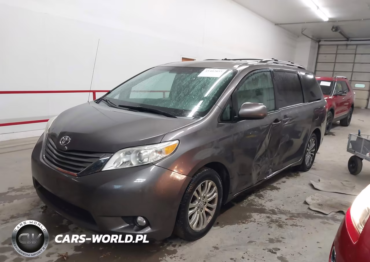 2012 Toyota Sienna Xle V6 8 Passenger VIN:5TDYK3DC2CS275650 - 2