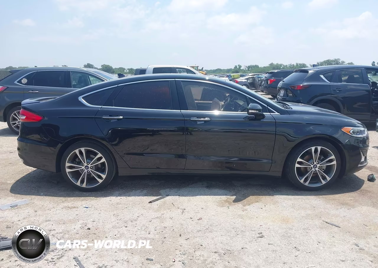 2019 Ford Fusion Titanium VIN:3FA6P0K9XKR286398 - 13