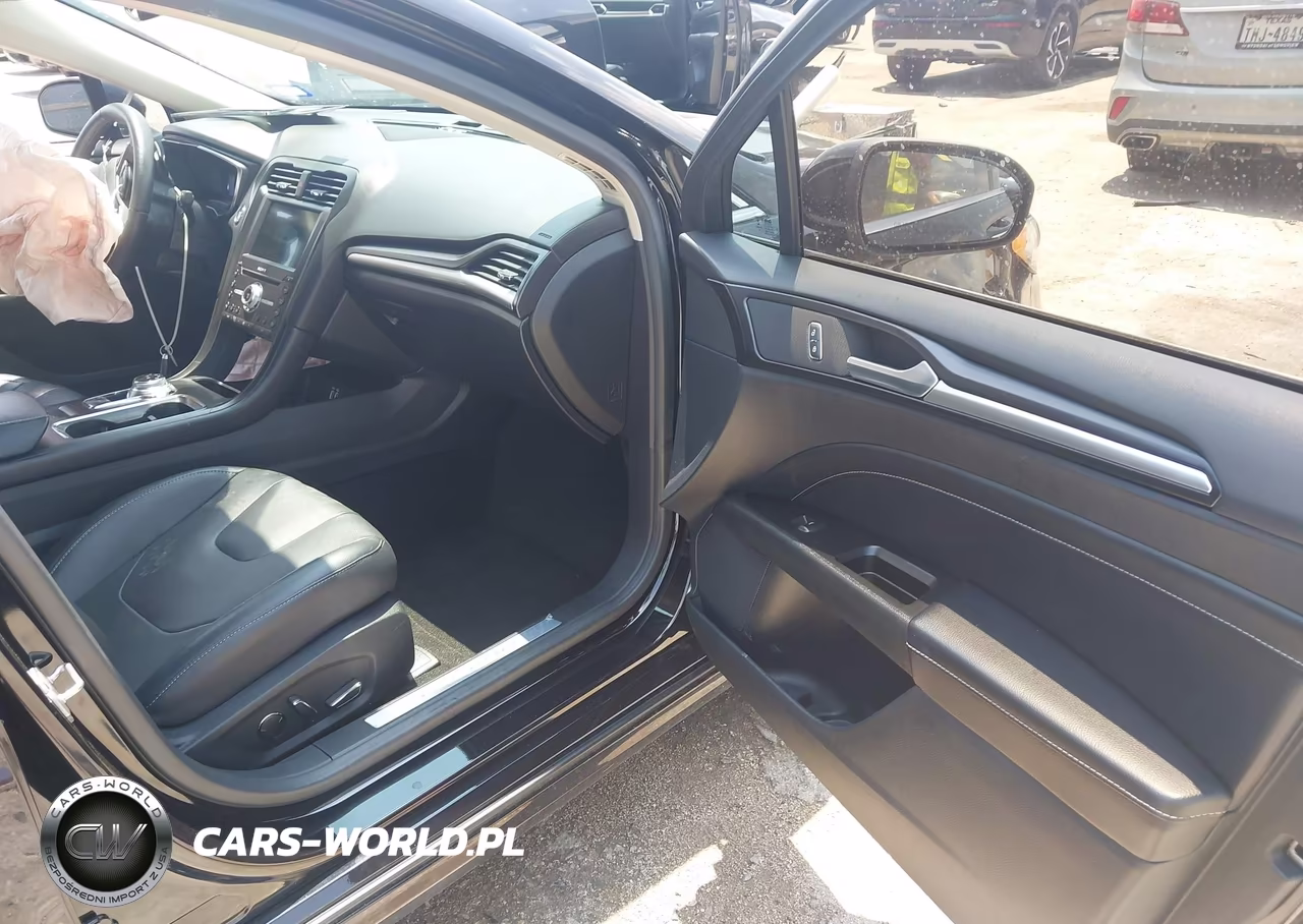2019 Ford Fusion Titanium VIN:3FA6P0K9XKR286398 - 5