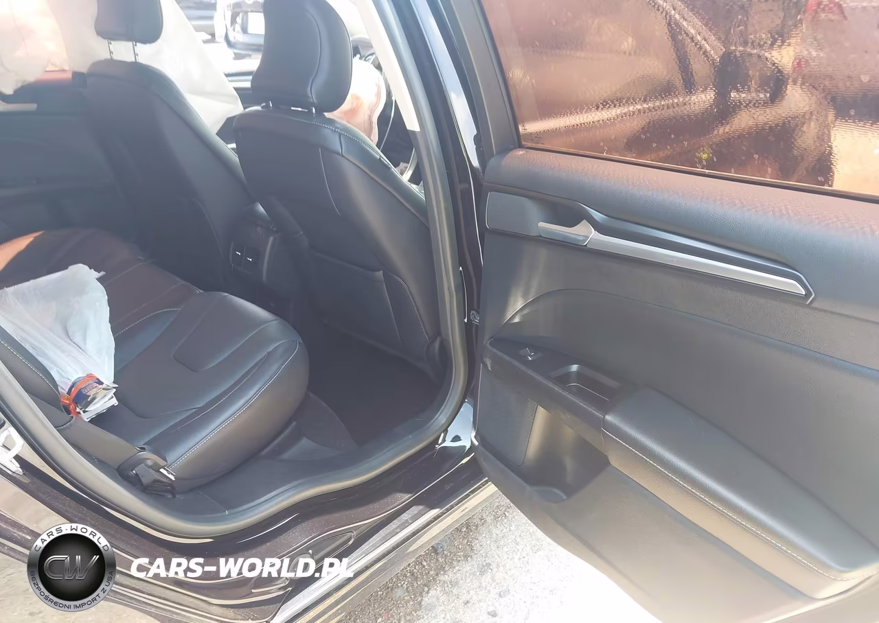 2019 Ford Fusion Titanium VIN:3FA6P0K9XKR286398 - 8