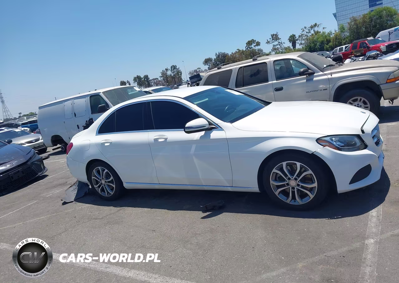 MERCEDES-BENZ C 300 VIN:55SWF4JB6GU102140 - 13